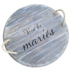 Plateau rond en bois recyclé, personnalisable, avec un motif pour mariage.